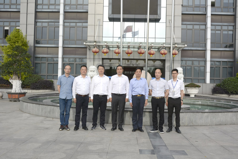 15280811534054934C5E.jpg clip_image001.jpg